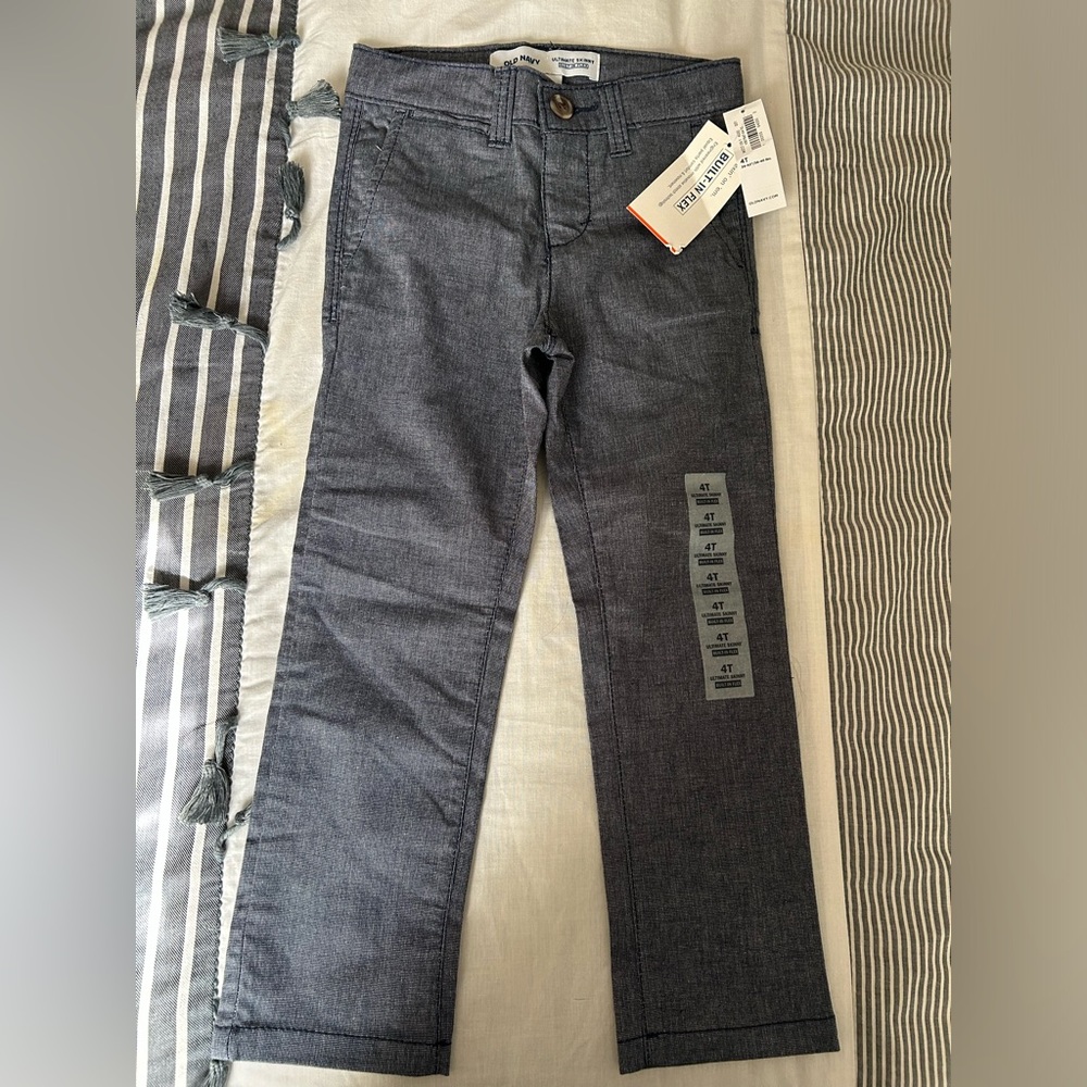 Boys skinny cut dress pant- NWT!